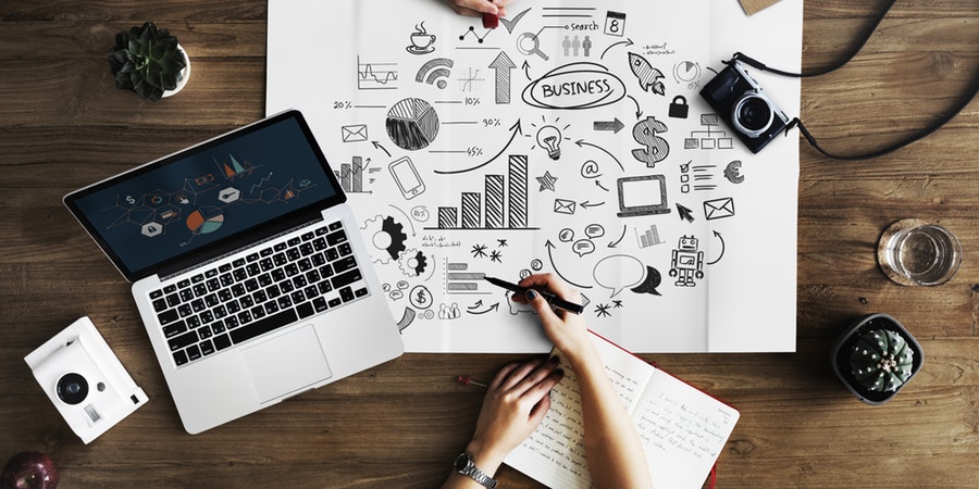 Data Warehouse and Business Intelligence Data Warehouse and Business Intelligence